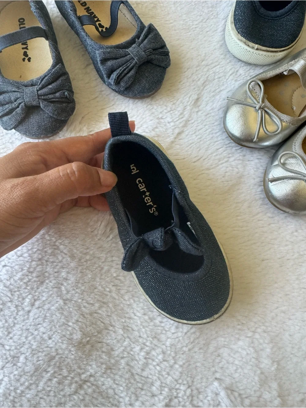 Old Navy Black Slip-On Bow Canvas Sneakers for Kids